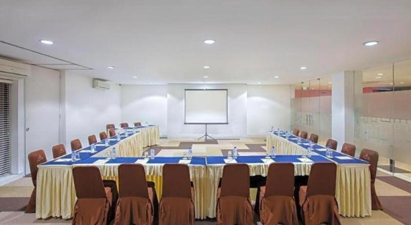 Amaris Hotel Padjajaran Bogor Ngoại thất bức ảnh